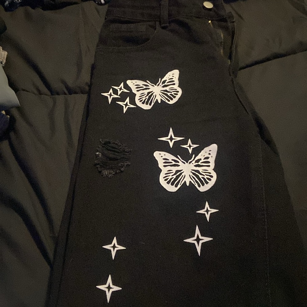 Jeans - Picture 3 of 4